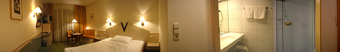 Zimmer 111 im Hotel Hohenlohe, Schwäbisch Hall; Bild größerklickbar